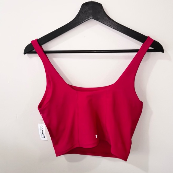 Old navy workout top. Fuchsia color top.size medium - Picture 2 of 4